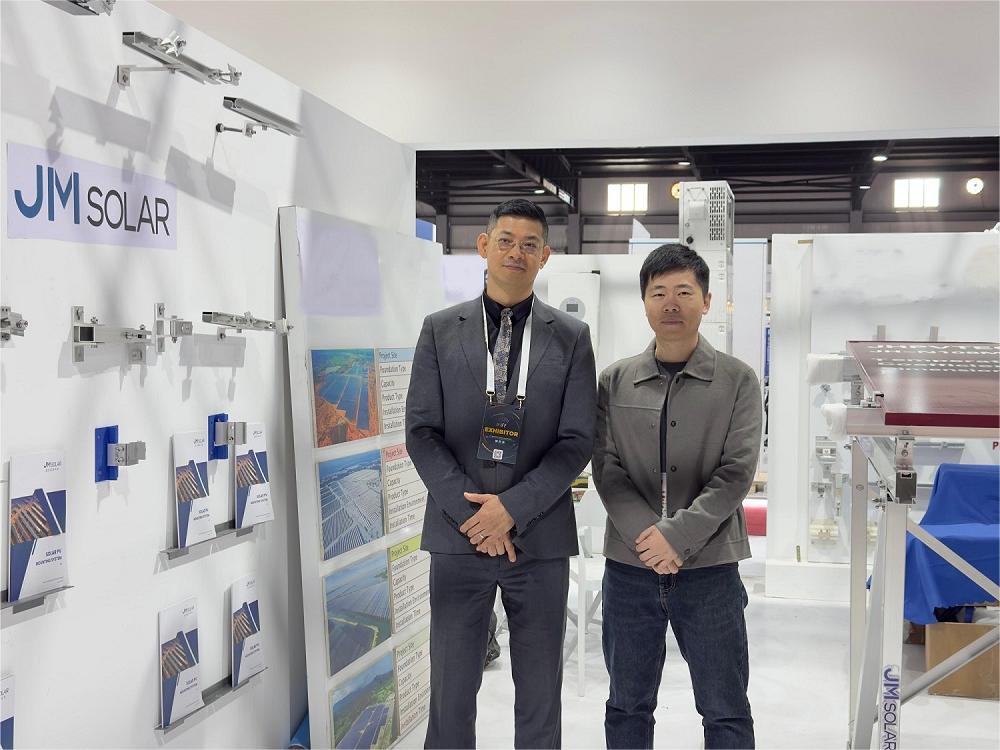 展览评论 | JinMega 在伊拉克！